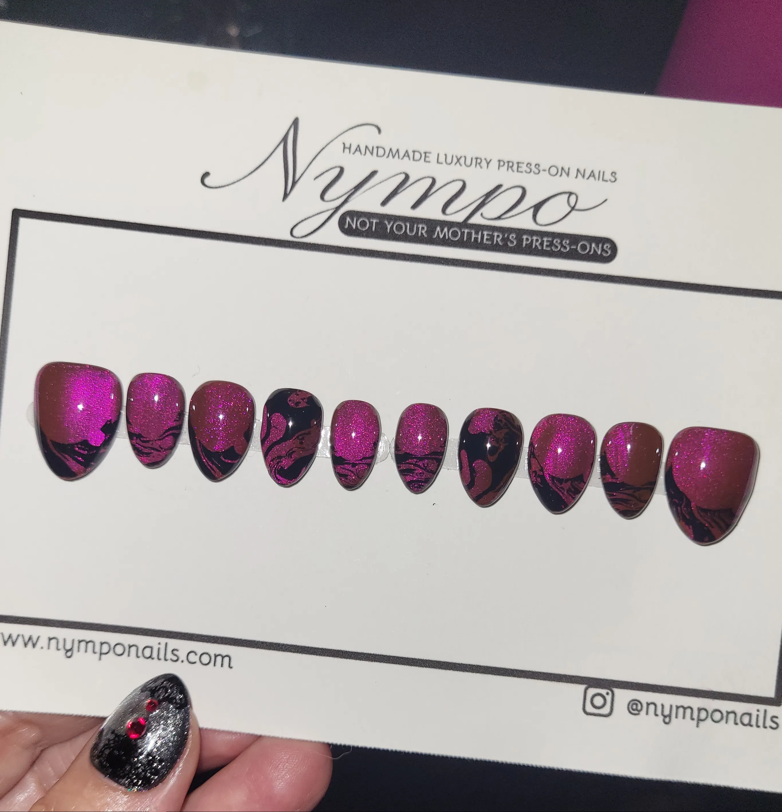 Elegant nail design